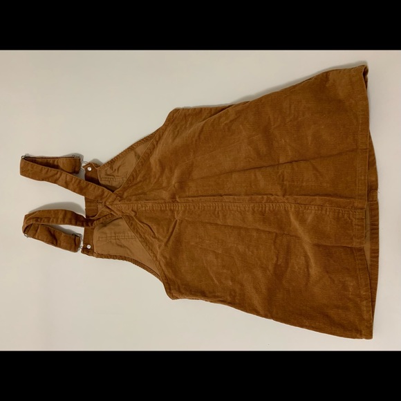 Light brown corduroy skirtall with front pocket. - Picture 2 of 2